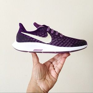 Nike Air Zoom Pegasus 35 Running Shoe 6 Youth